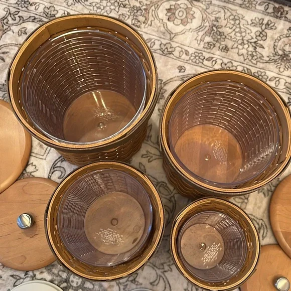 Longaberger 4 basket canister set with plastic inserts and lids - Picture 4 of 16